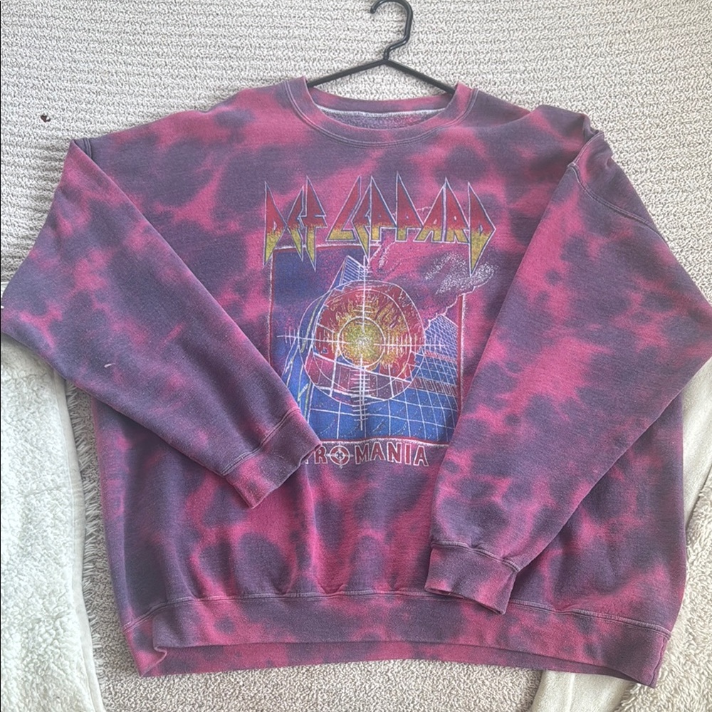 Urban Outfitters Pink and Purple Crew Neck Sweater Tie-Dye Graphic Def Leppard